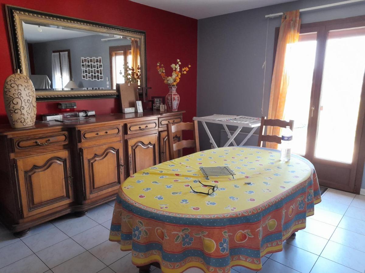 La Belle Maisonette Montmorillon Eksteriør billede